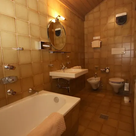 Aparthotel Alta Badia 3*