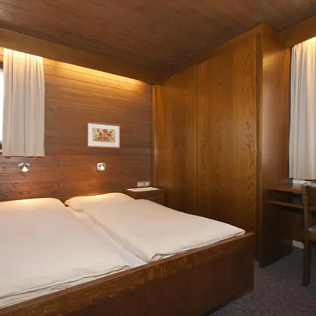 Alta Badia Aparthotel Colfosco