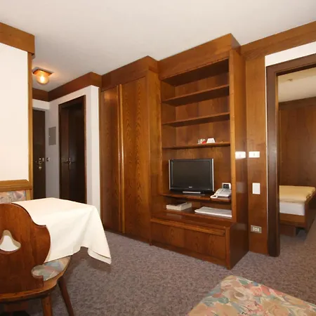 Aparthotel Alta Badia Colfosco