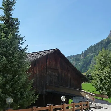 Aparthotel Alta Badia 3*