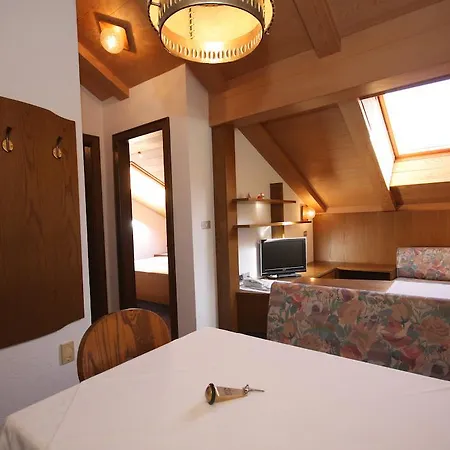 Aparthotel Alta Badia Colfosco